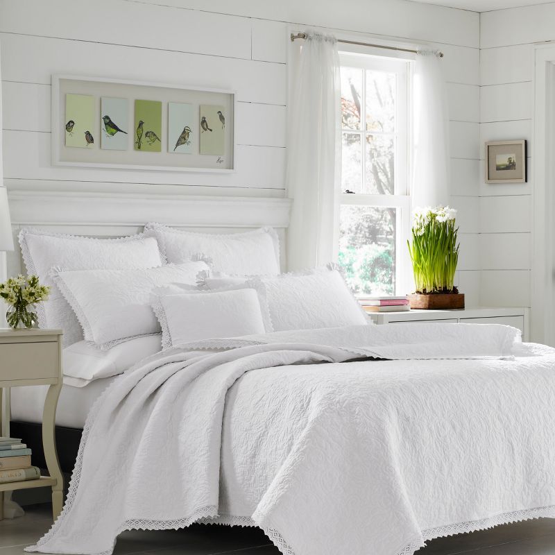 White Cotton Twin Quilt Set with Lace Accent