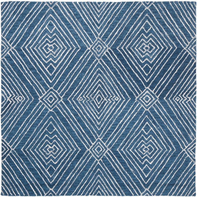Hand-Tufted Ivory Wool 59" Round Area Rug
