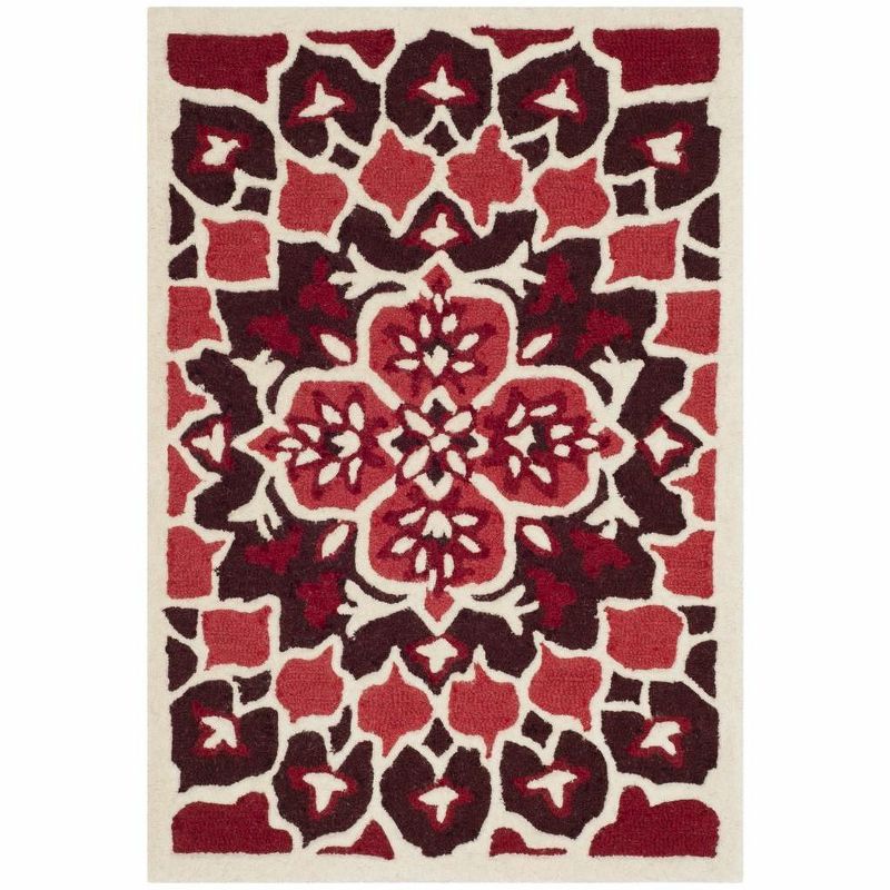 Handmade Red and Ivory Wool Tufted Accent Rug, 2' x 3'
