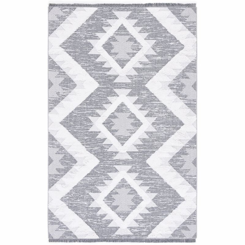 Ivory Nomadic Charm 4' x 6' Synthetic Flat Woven Area Rug