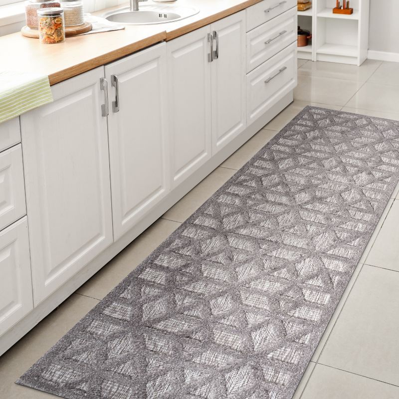 Light Gray Geometric Synthetic Washable Area Rug - 9.4x26.1 in