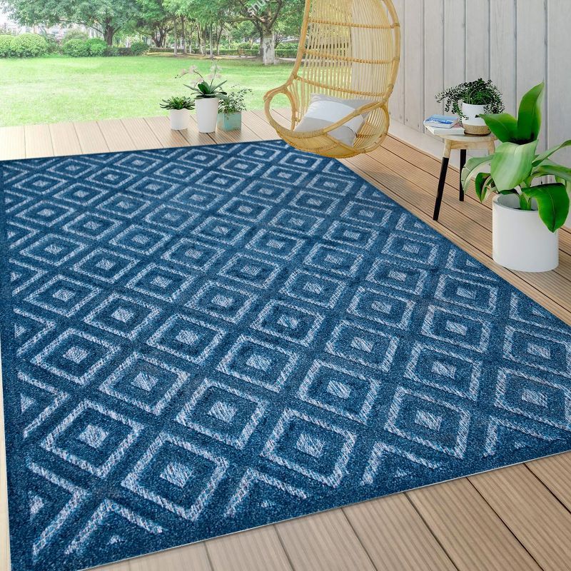Navy Geometric Synthetic Rectangular Indoor/Outdoor Area Rug