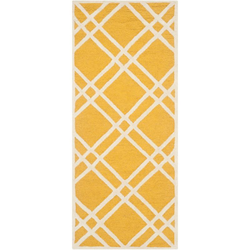 Ivory Elegance Hand-Tufted Wool Runner Rug, 2'6" x 6'