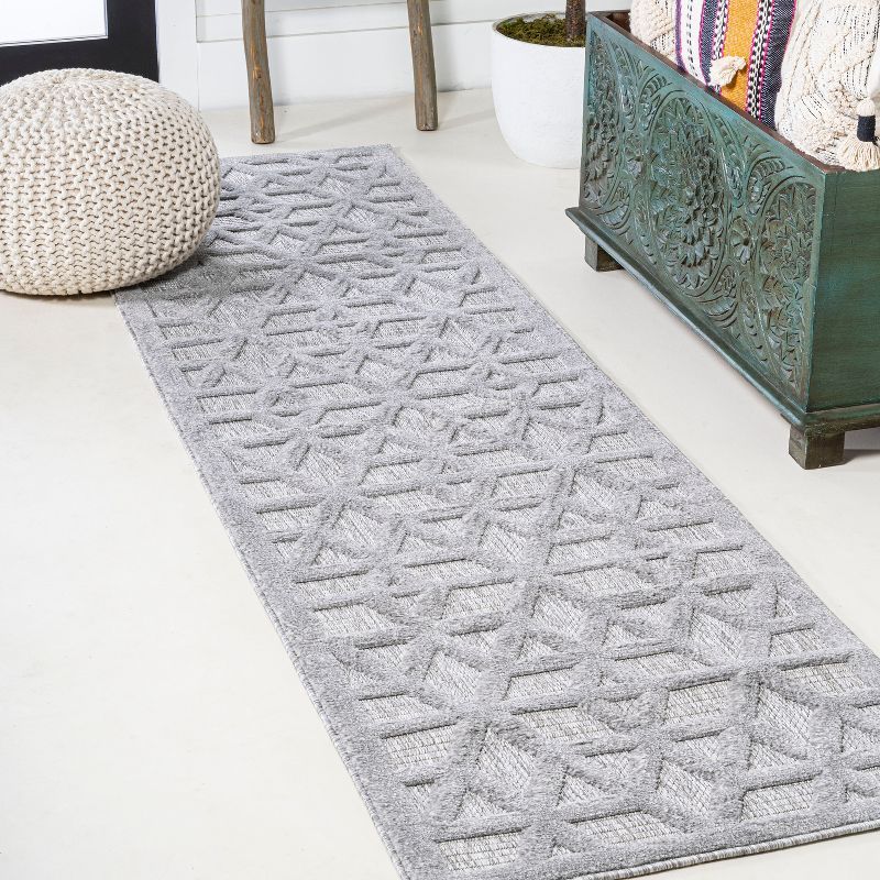 Light Gray Geometric Synthetic Washable Area Rug - 9.4x26.1 in