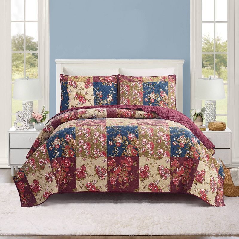 Full Red Cotton Reversible Quilt Set with Shams