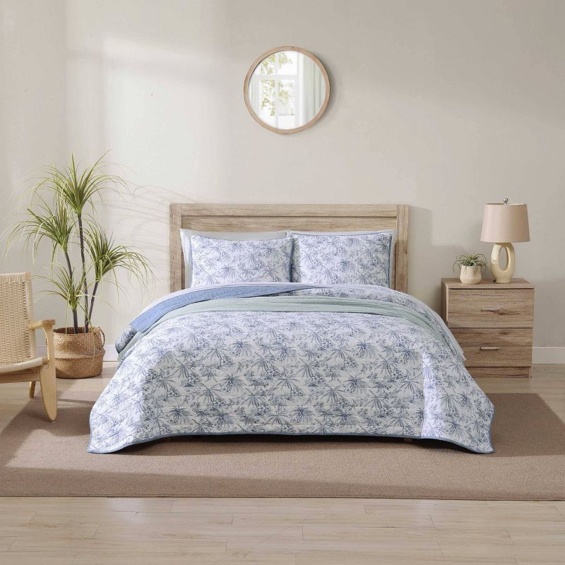 King Blue Cotton Reversible Quilt Set with Shams