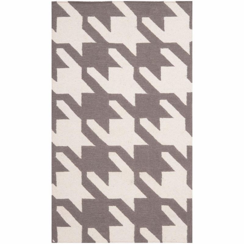 Handwoven Gray and Ivory Geometric Wool Accent Rug 2'-6" x 4'