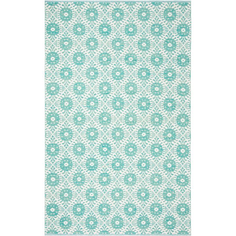 Reversible Hand-Woven Montauk 5' x 8' Green and Ivory Area Rug