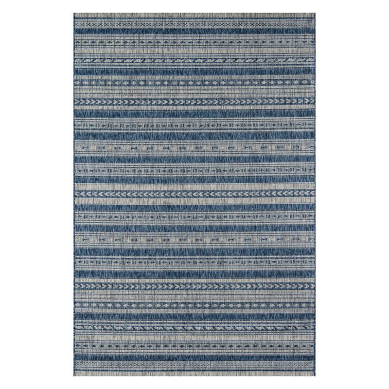 Chambray Blue Synthetic Braided 6'7" x 9'6" Easy-Care Area Rug