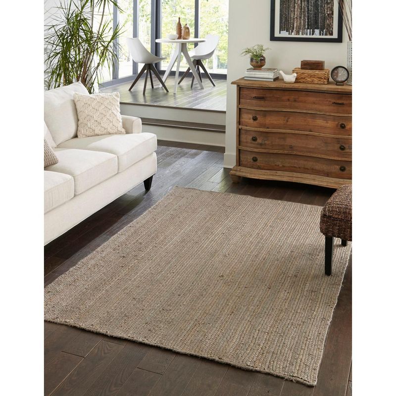 Handmade Gray Braided Jute Reversible Indoor Rug 5' x 8'