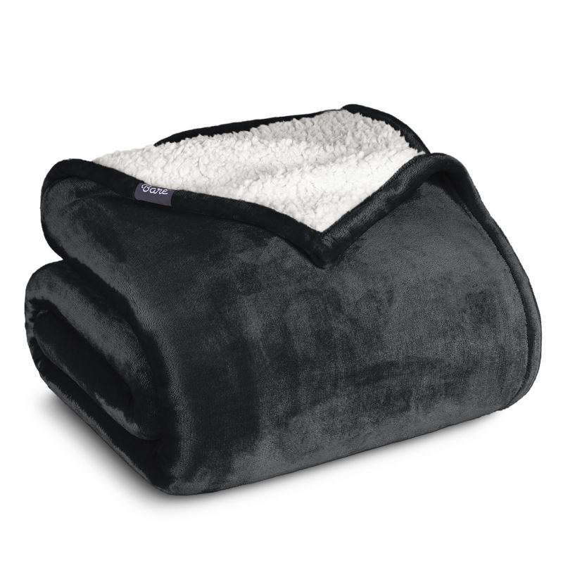 Black Reversible Sherpa Fleece Throw Blanket