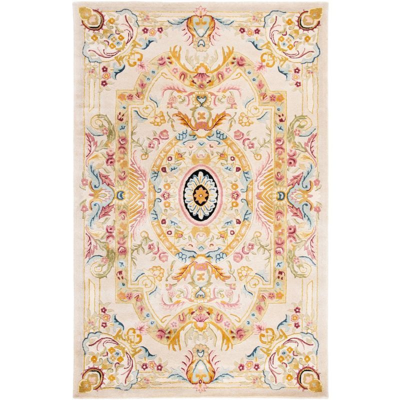 Savonnerie Sage and Beige Wool 5' x 8' Hand-Tufted Area Rug