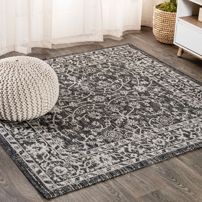 Palazzo Vine Black/Gray 5' Square Synthetic Indoor/Outdoor Rug