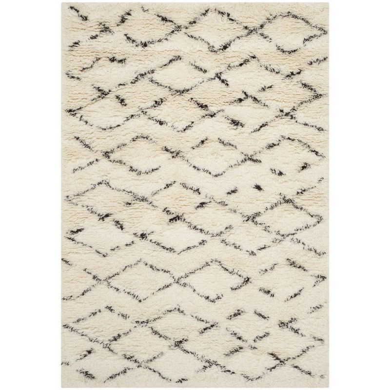 Ivory Elegance 4' x 6' Hand-Tufted Wool Shag Area Rug