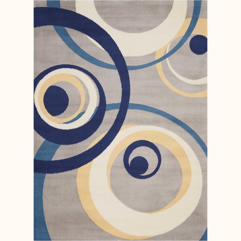 Luxurious Grey Geometric 5' x 7' Synthetic Easy-Care Area Rug