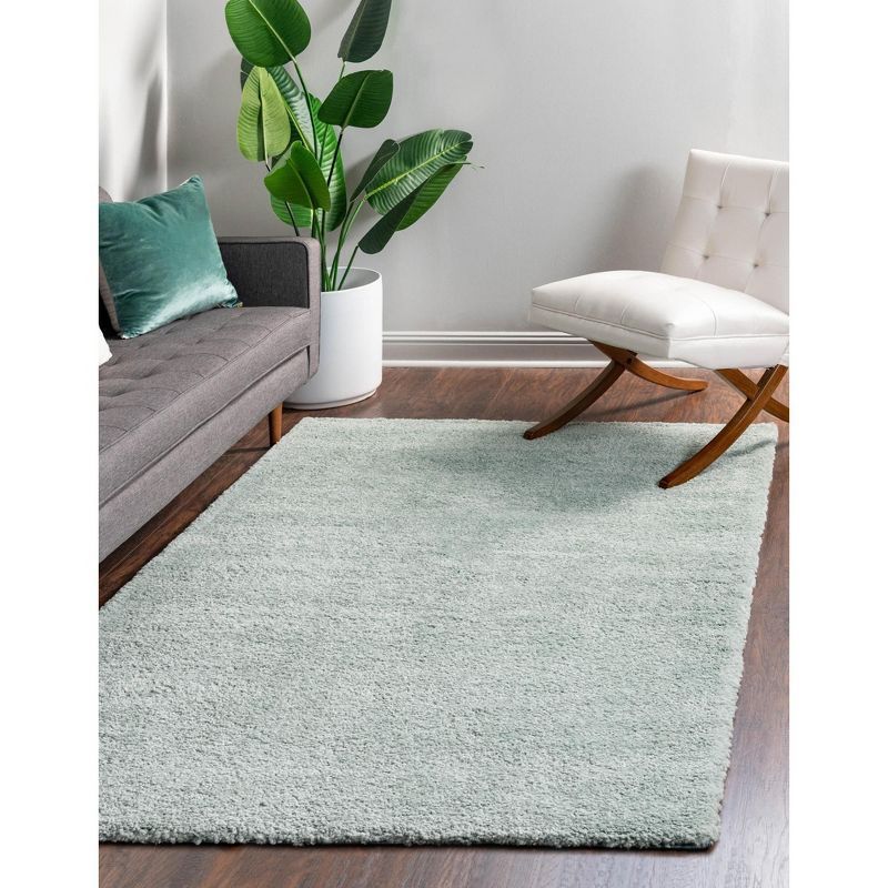 Luxurious Light Blue Shag Rug 8' x 10' - Easy Care & Stain-resistant