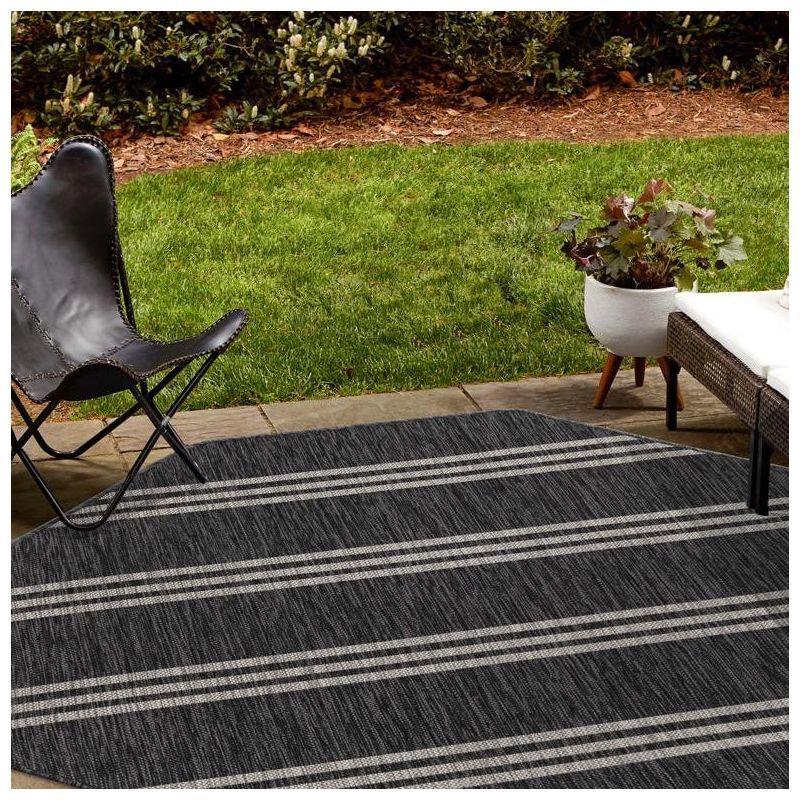 Charcoal Gray Octagon Outdoor Area Rug