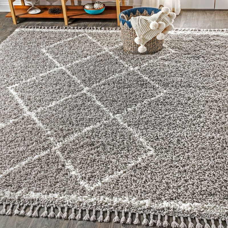 Grey and Cream Synthetic Shag Trellis 4' x 6' Area Rug