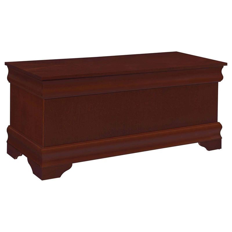 Warm Brown Traditional Cedar Wood Storage Chest