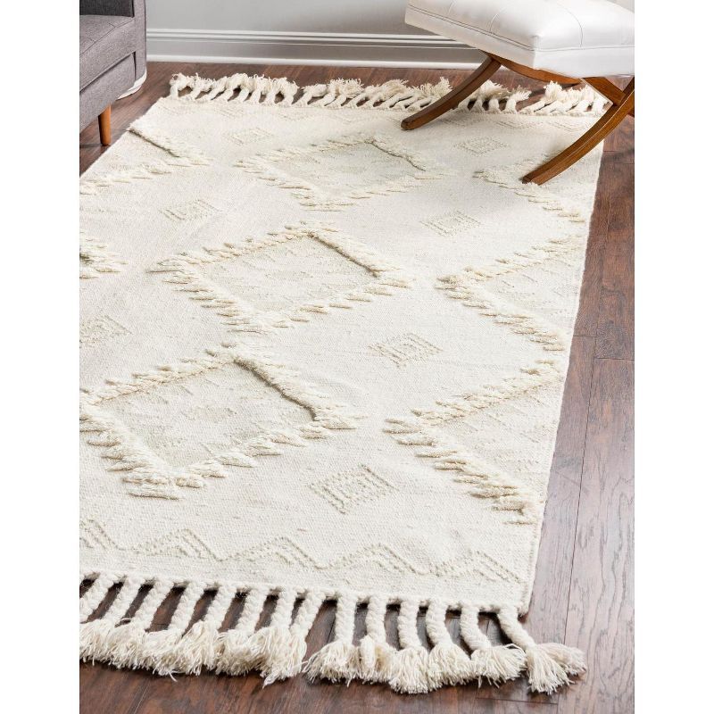 Ivory Geometric Flat Woven Wool Area Rug with Fringe, 8x11