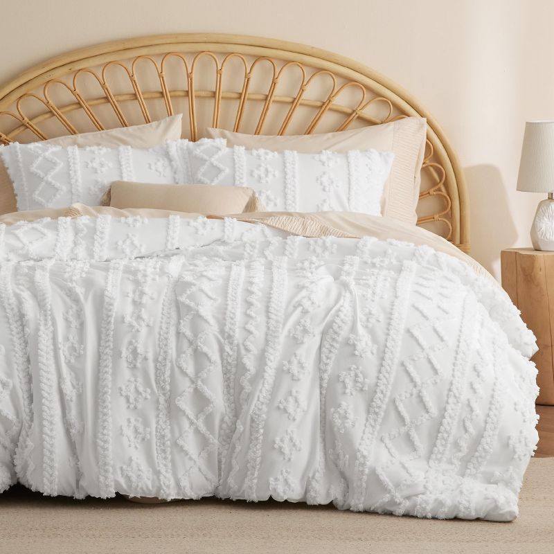 White Tufted Boho Queen Size Comforter Set