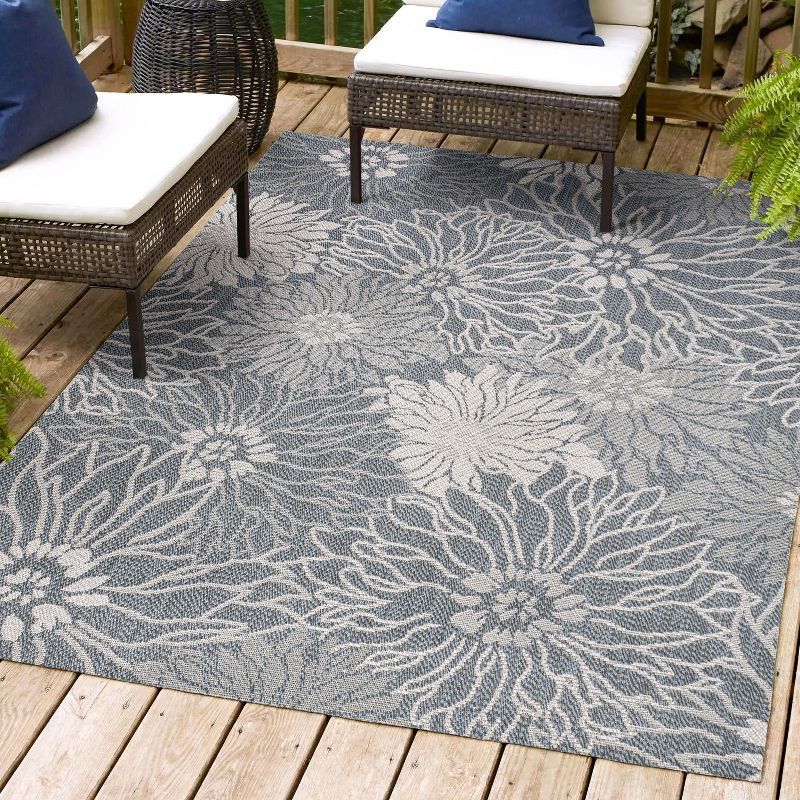 3' x 5' Navy and Gray Synthetic Floral Indoor/Outdoor Area Rug