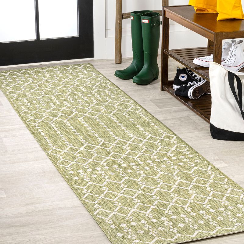 Boho-Chic Light Green/Cream Geometric Indoor/Outdoor Runner Rug