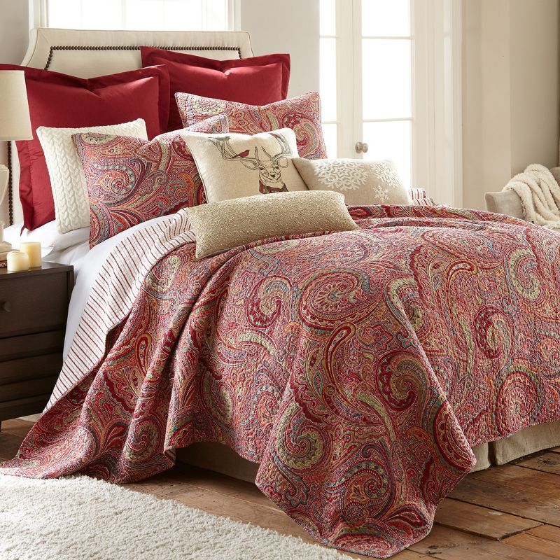 Spruce Red Cotton Twin Reversible Quilt Set