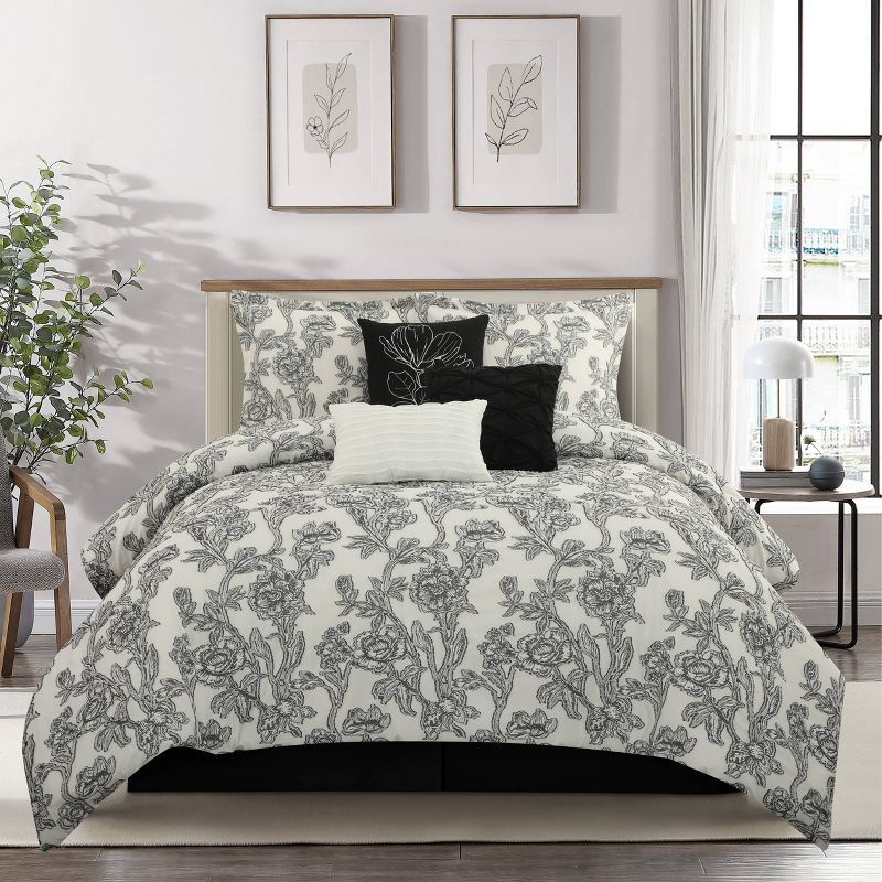 Queen Black and White Floral Jacquard Comforter Set