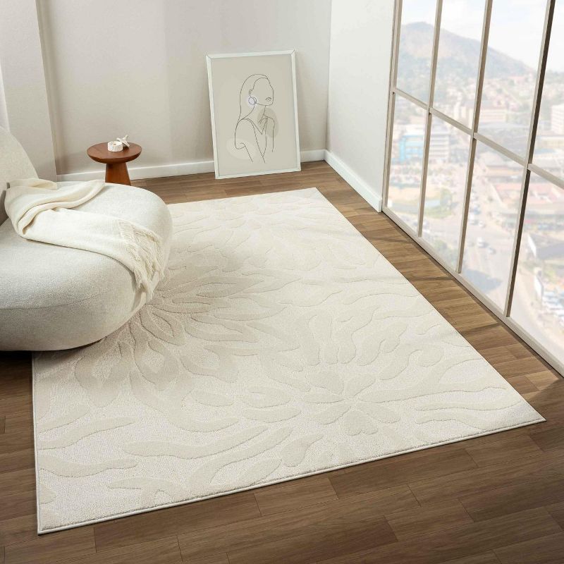 Cream Floral Pattern 8' x 10' Synthetic Area Rug