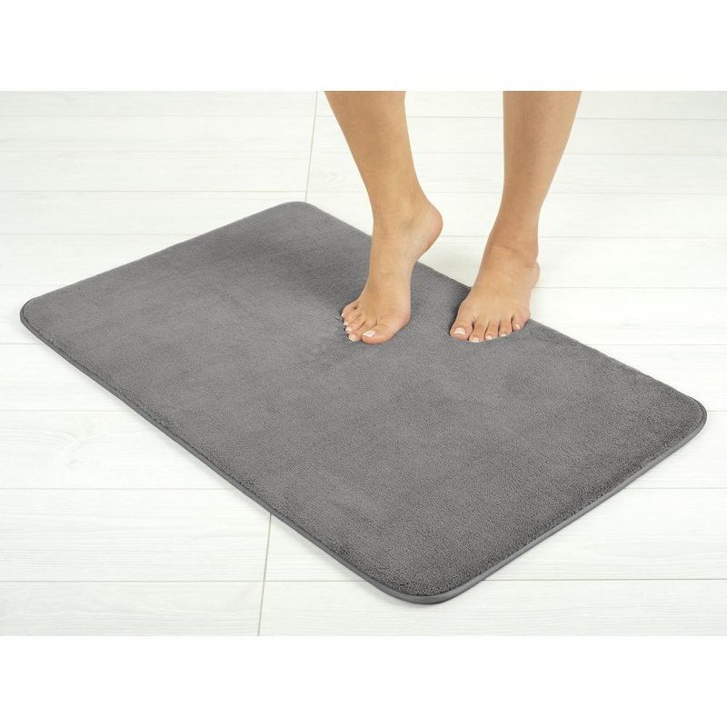 Gray Fluffy Foamed Non-Slip Bath Rug, 21x32 inches