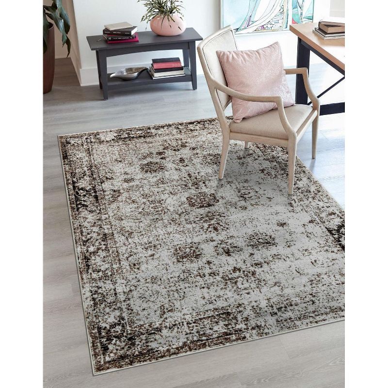 Ivory Elegance 8'x10' Rectangular Synthetic Rug