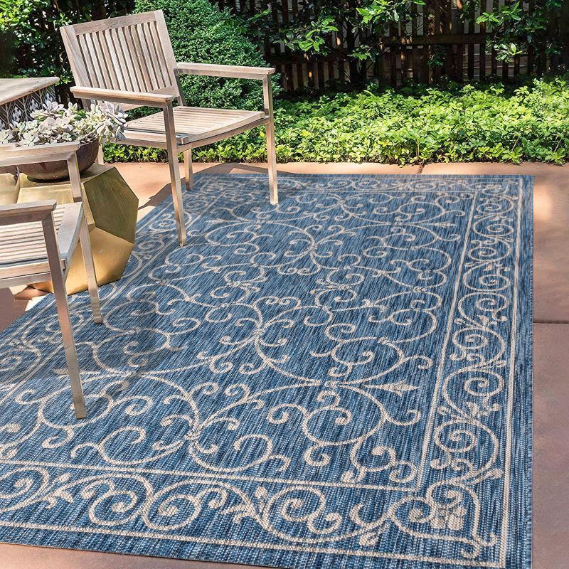 Navy and Gray Filigree Flatweave Indoor/Outdoor Rug