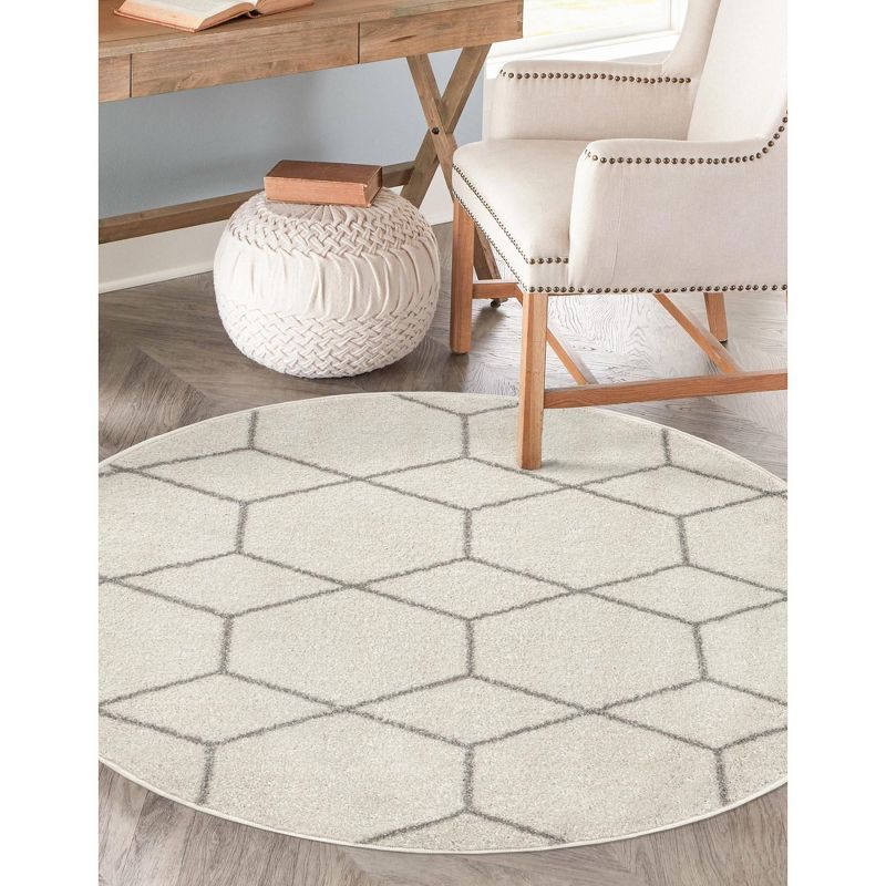 Ivory and Gray Round Trellis Synthetic Area Rug