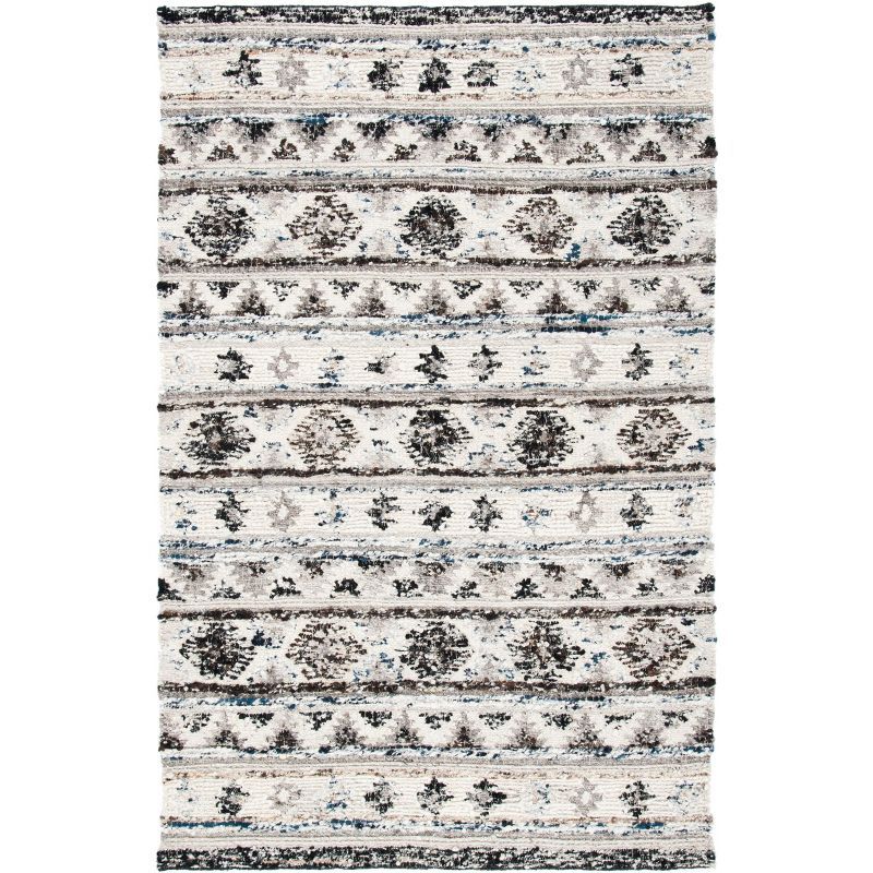 Manhattan Luxe Black and Ivory Hand-Knotted Wool Shag Rug - 4' x 6'