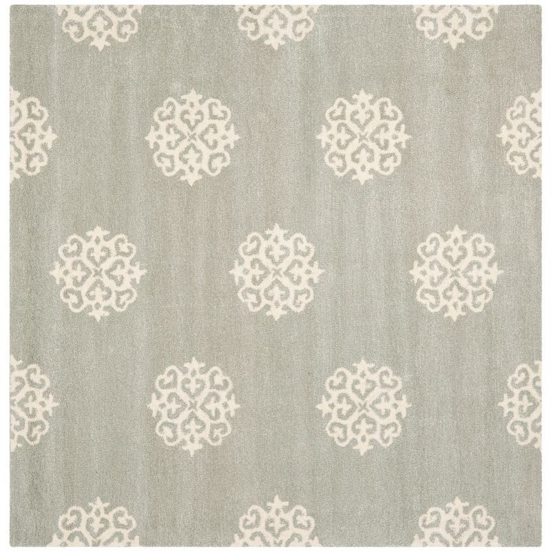 Soho SOH724 Hand Tufted Contemporary Area Rug  - Safavieh