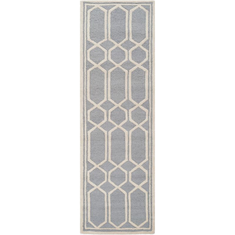 Ivory and Silver Hand-Tufted Wool Area Rug, 2'6" x 8'