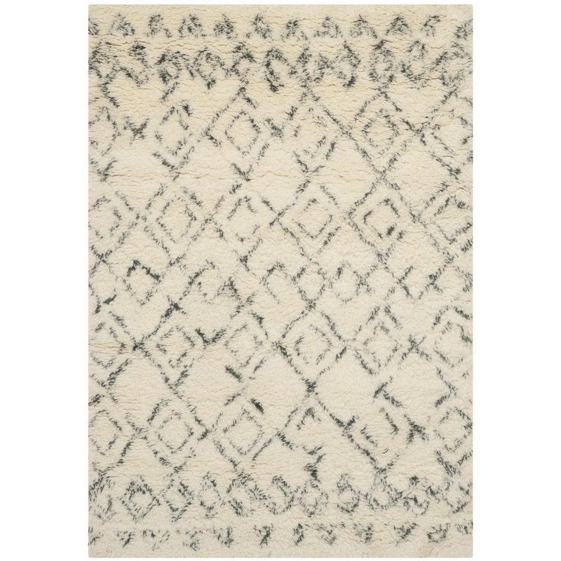 Ivory and Grey Hand-Tufted Wool Shag Rug 4' x 6'