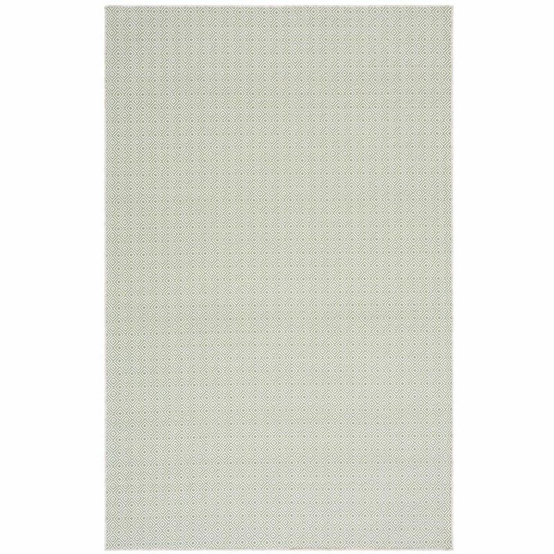 Green Geometric 4' x 6' Indoor/Outdoor Area Rug