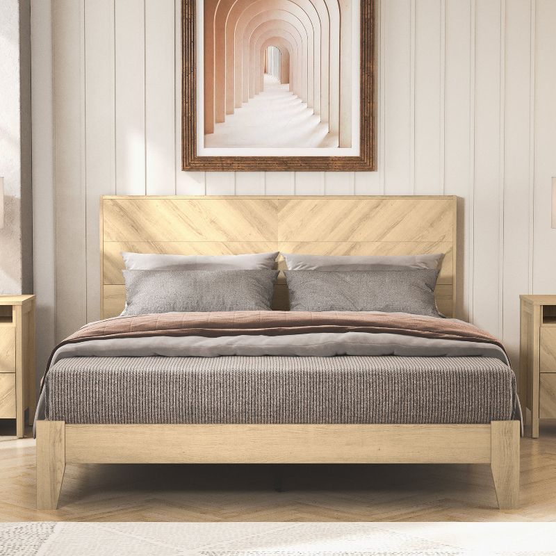 Weiss Oslo Oak Wood Frame Queen Platform Bed with Headboard