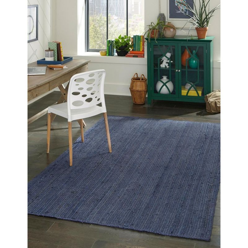 Handmade Navy Blue Braided Jute 5'x8' Indoor Rug