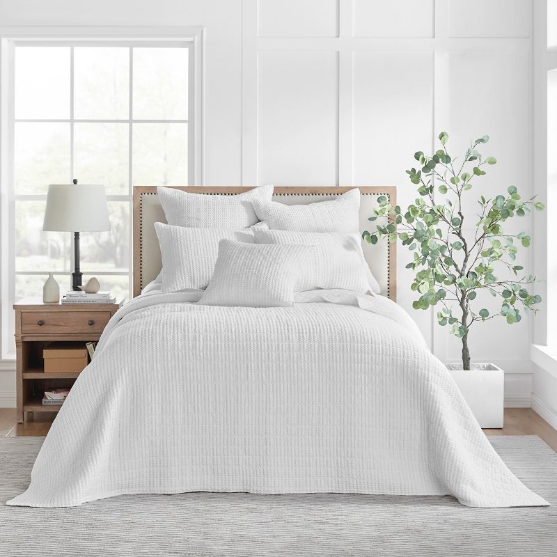 Bright White Full Reversible Microfiber Bedspread Set