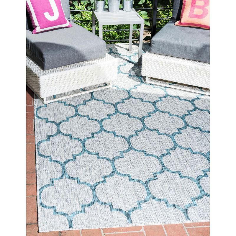 Gray Trellis Rectangular Outdoor Synthetic Area Rug