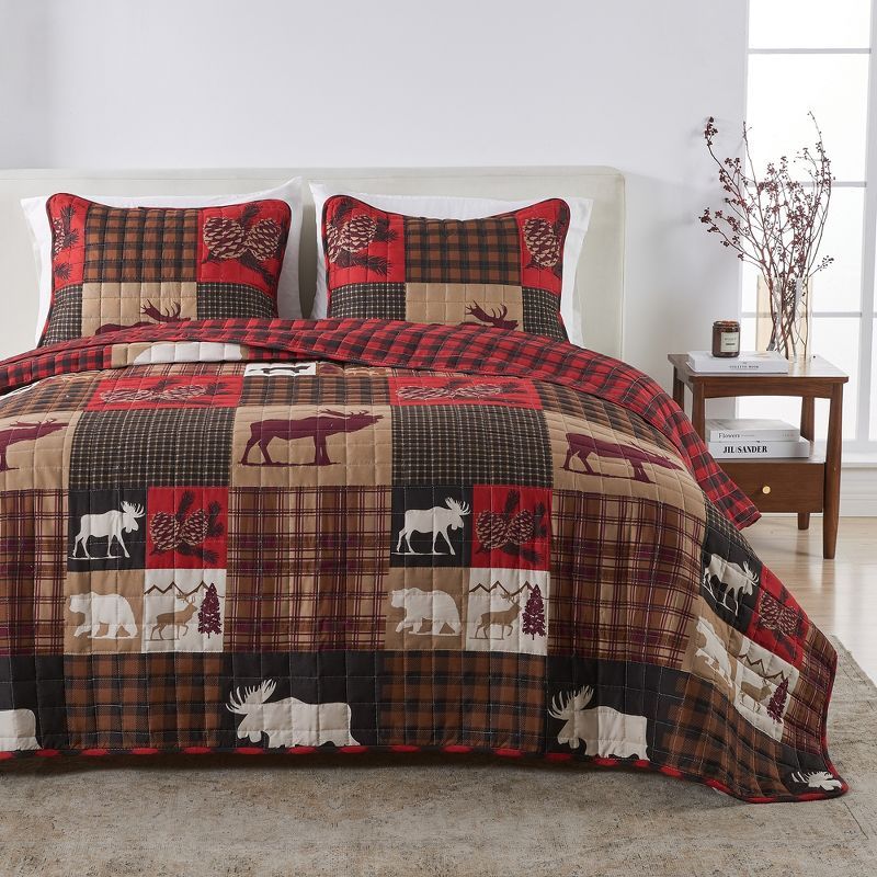 Rustic Hemlock Red/Brown Twin Reversible Microfiber Quilt Set