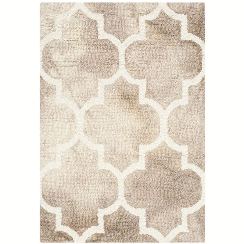 Beige and Ivory Hand-Tufted Wool Area Rug 2' x 3'