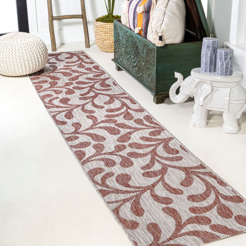 Red and Beige 2x8 Synthetic Indoor/Outdoor Runner Rug