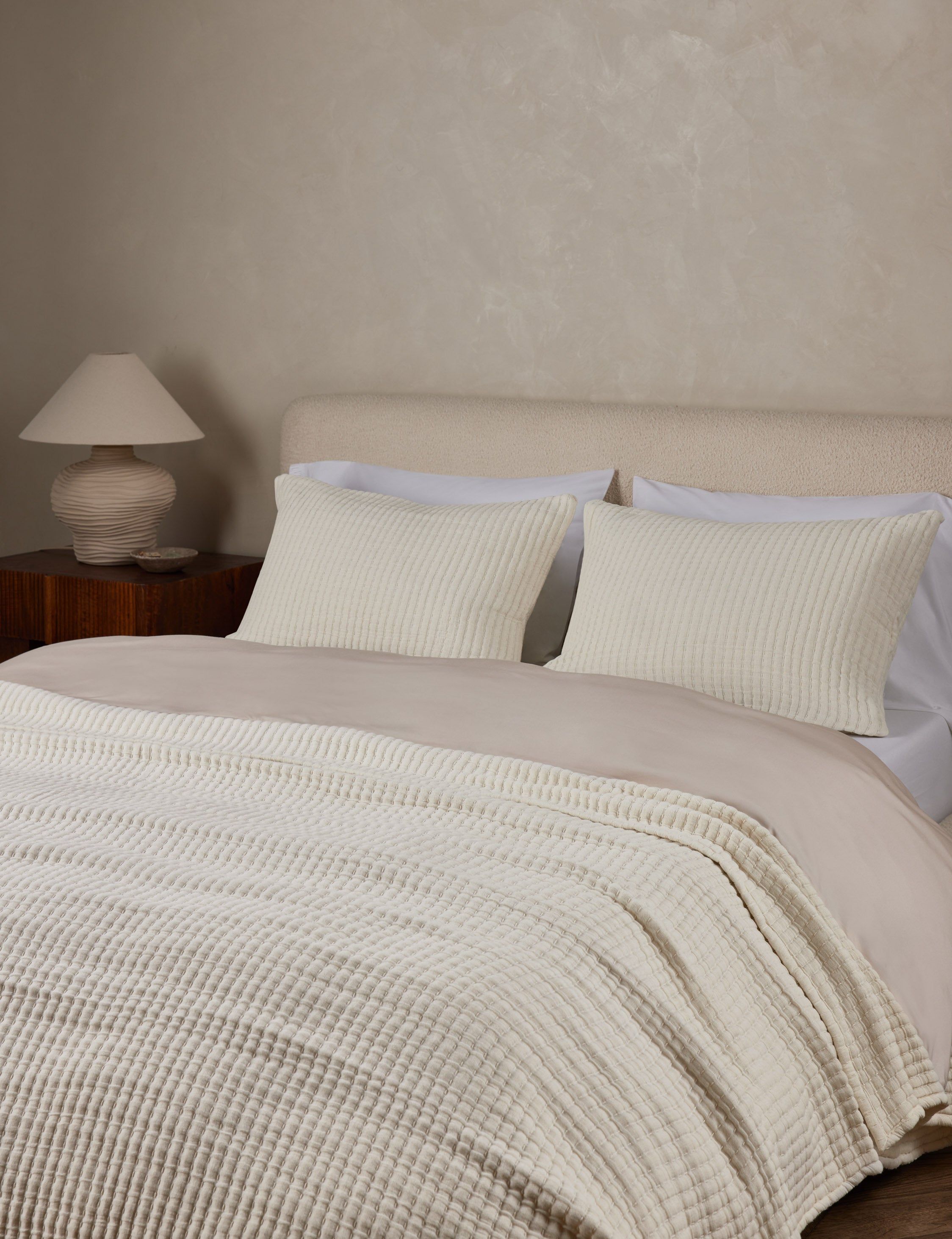 Cream King Cotton Gauze Coverlet with Interwoven Stripe