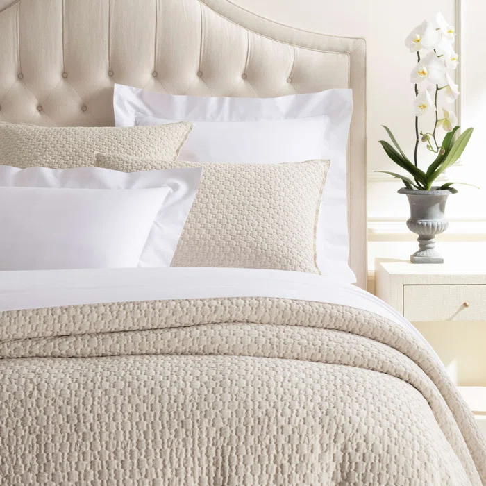 Lodi Matelasse Coverlet