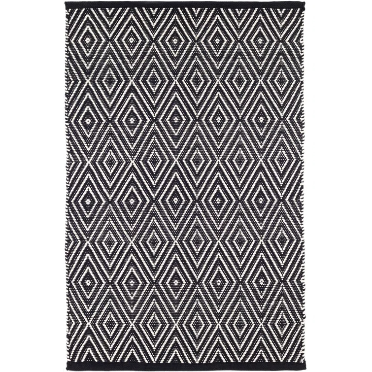 Diamond Black/Ivory Handwoven Indoor/Outdoor Rug