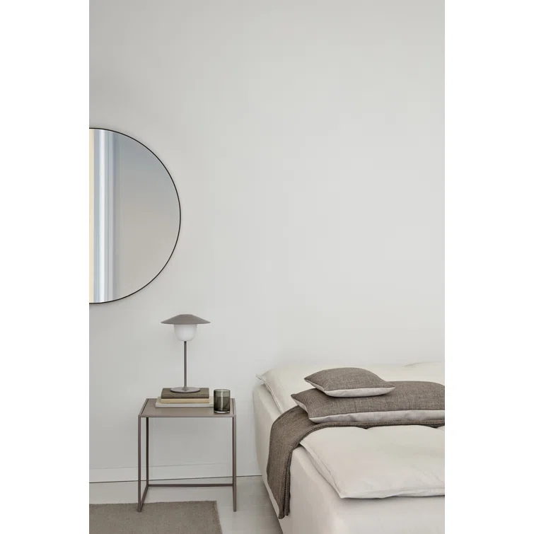 Fera Nesting End Table